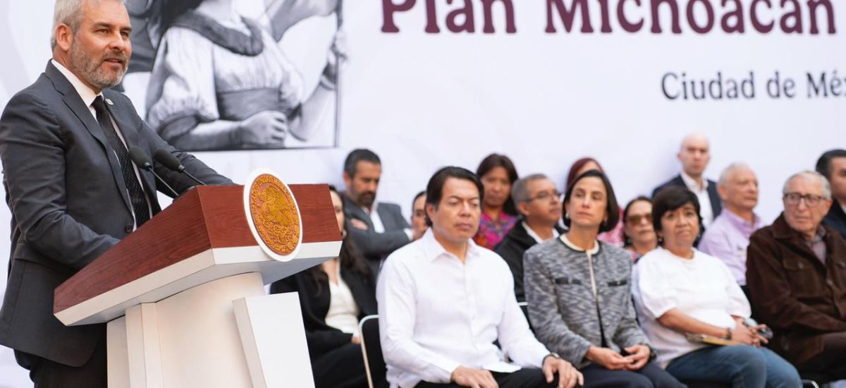 Luciernaga noticias | Presentan Bedolla y...