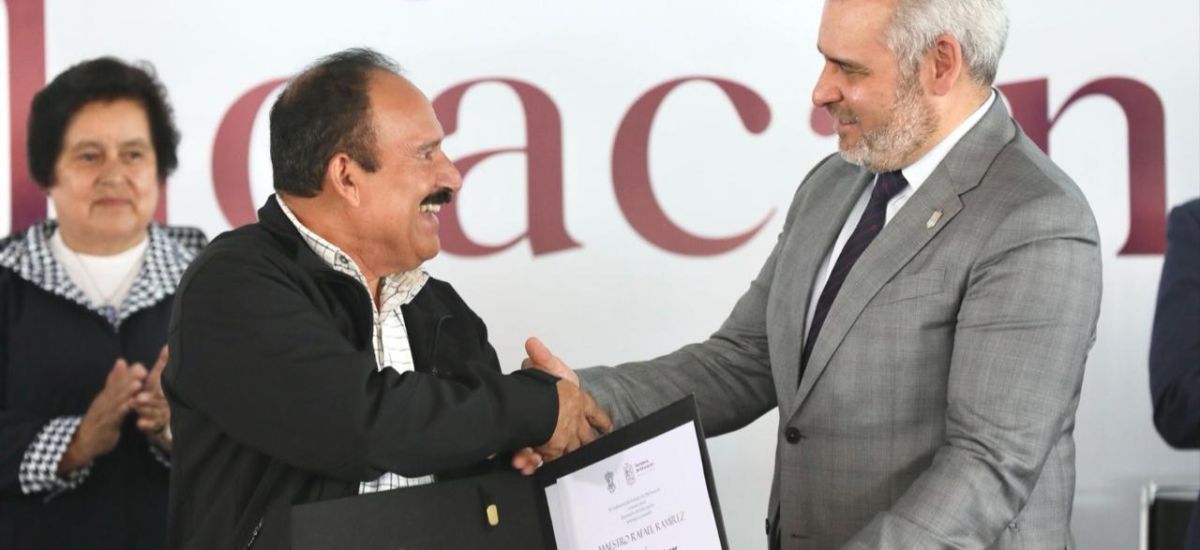 Luciernaga noticias | ISSSTE brinda servic...