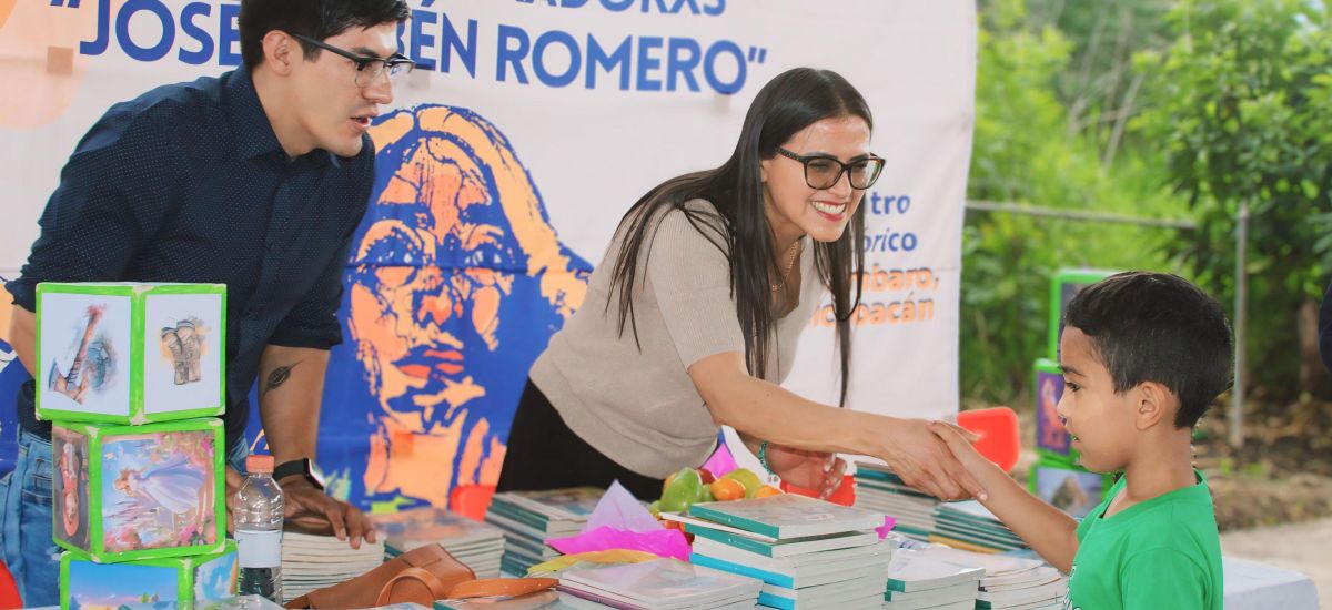 Participa SEE en Feria Intercultural del Libro...