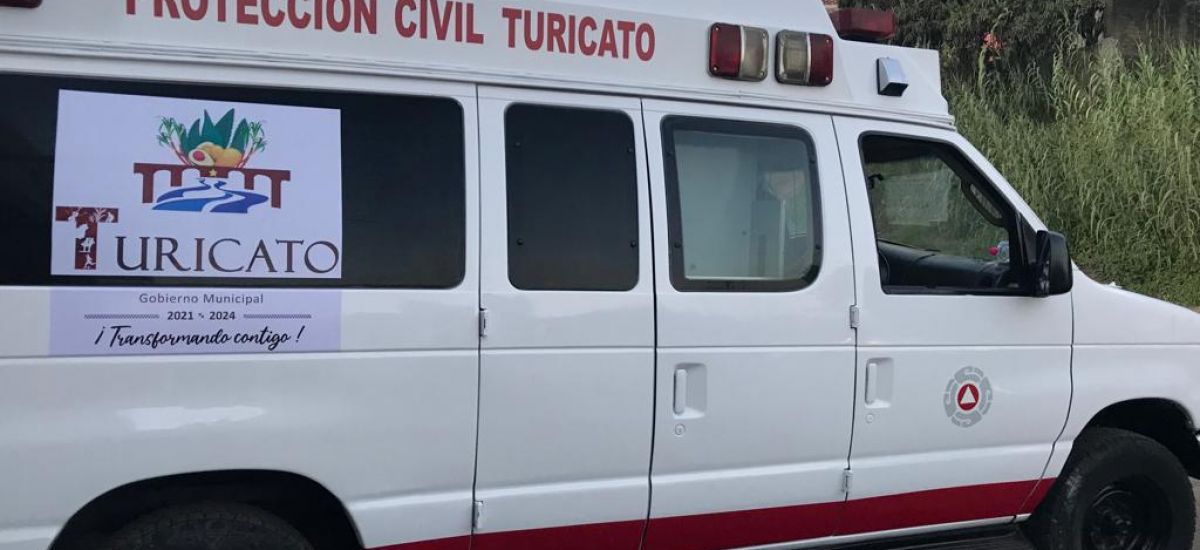 Nace bebé en ambulancia de Turicato; paramédicos...