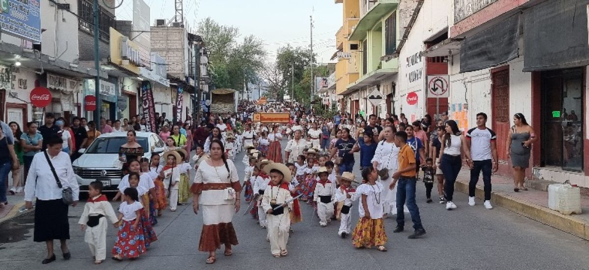 Un Éxito la Cabalgata Infantil Morelos en...