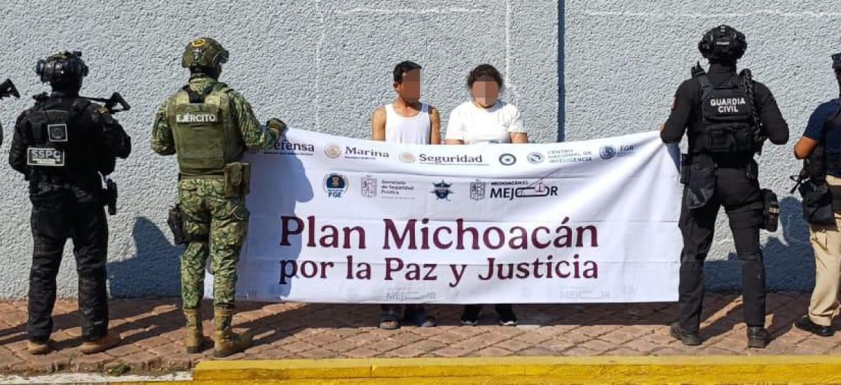 Luciernaga noticias | Detenidos dos objeti...