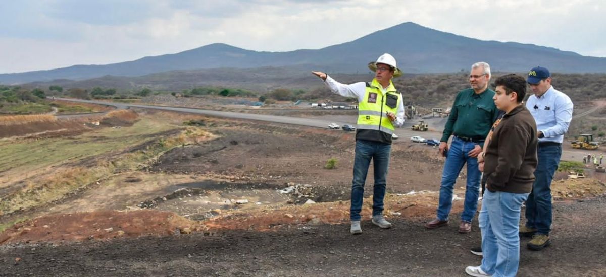 Luciernaga noticias | Al 85% de avance, pr...