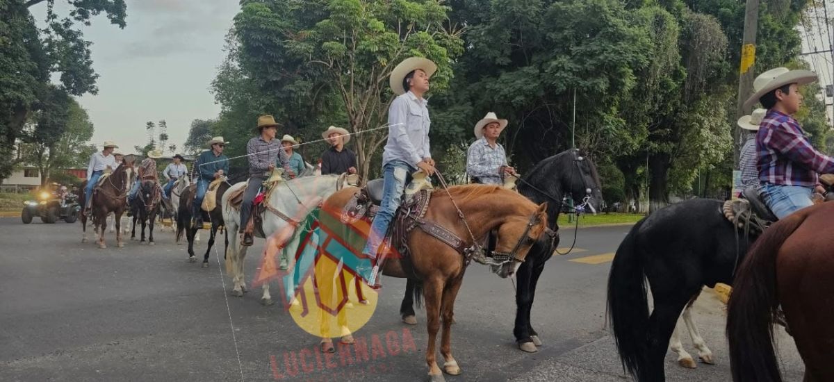 Luciernaga noticias | Realizan cabalgata p...