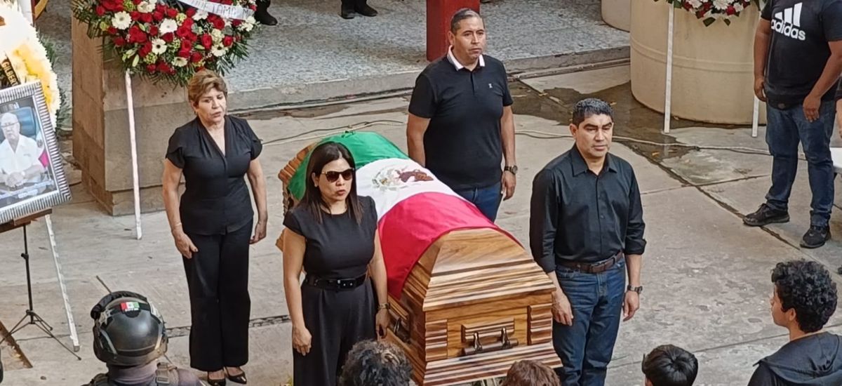 Luciernaga noticias | Huetamo despide con...