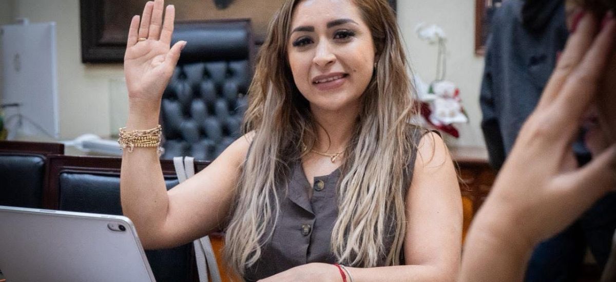 Luciernaga noticias | Grecia Aguilar llama...