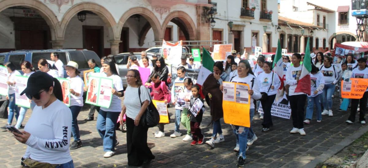 Luciernaga noticias | Conmemoran víctimas...