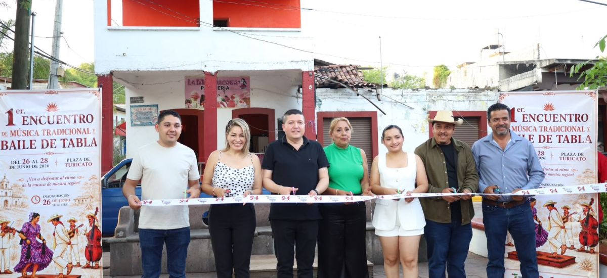 Luciernaga noticias | Vicente Gómez acompa...