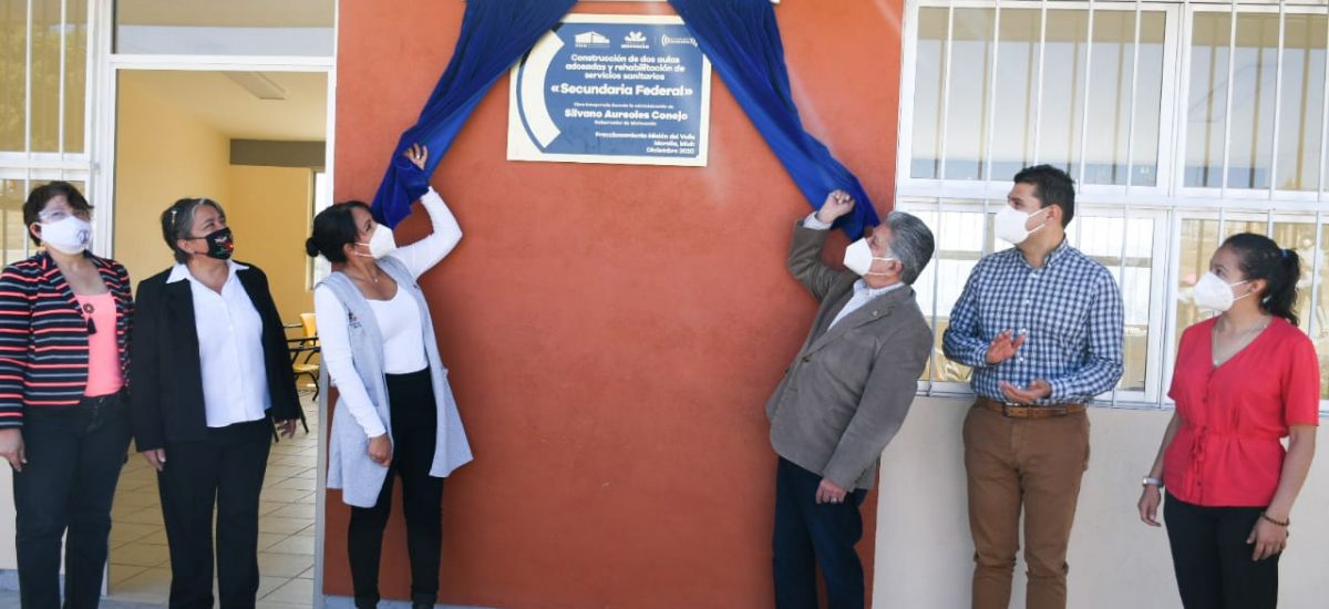 Secundaria en Misión Del Valle deja atrás...