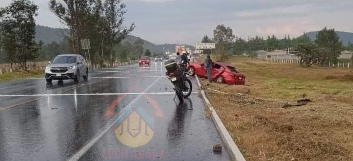 Accidente automovilístico en la Pátzcuaro-Cuitzeo deja 2...