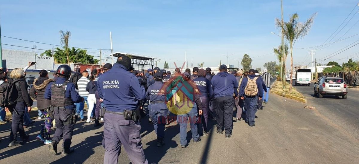 Tránsitos y Policías de Zamora se manifiestan...