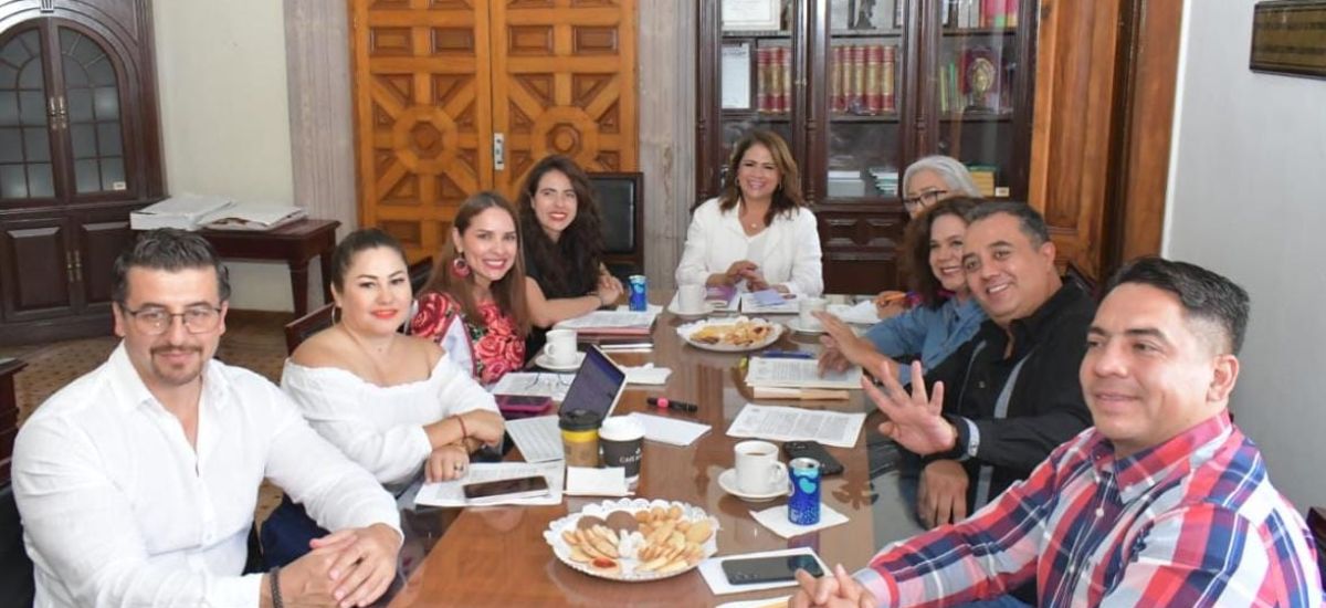 Luciernaga noticias | Reconoce GP de Moren...