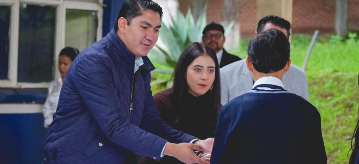 Luciernaga noticias | Yohana Mendoza y Len...