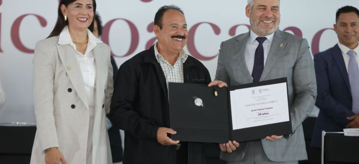 Luciernaga noticias | Bedolla Destaca la E...
