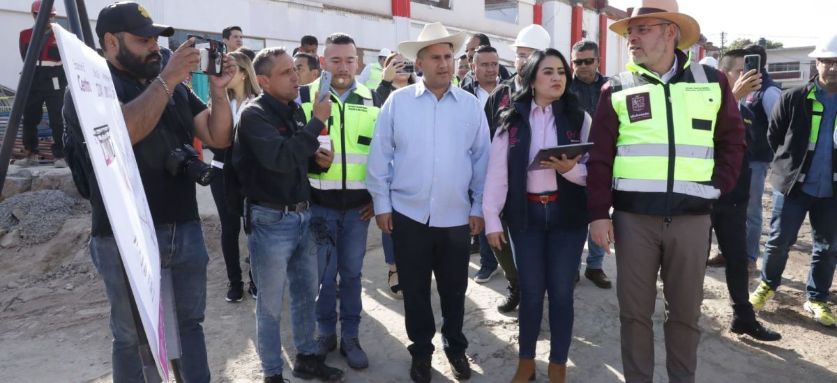 Luciernaga noticias | Avanza construcción...