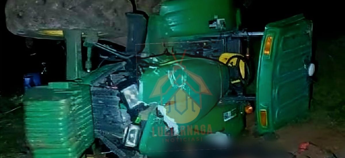 Luciernaga noticias | Volcadura de tractor...