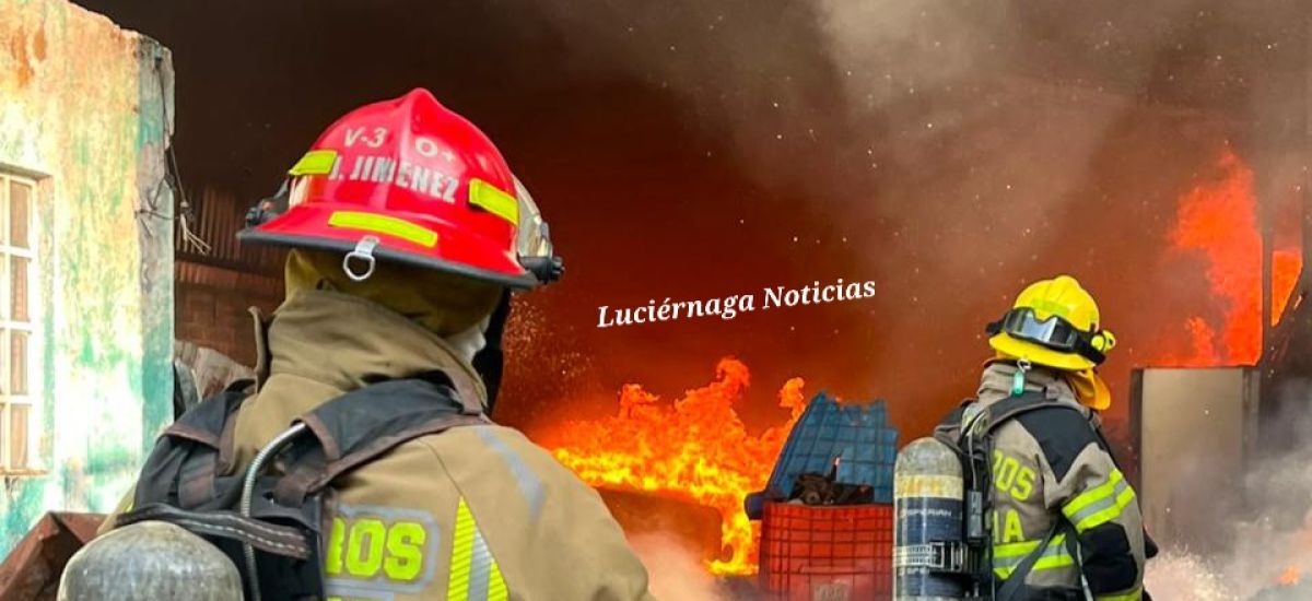 Luciernaga noticias | Incendio consume fáb...