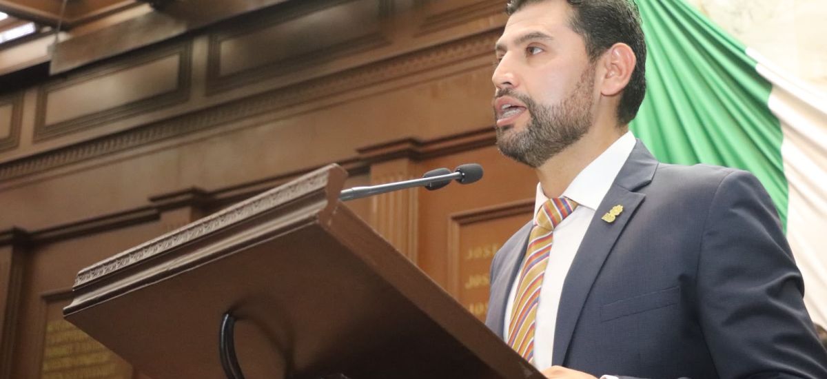 Luciernaga noticias | Octavio Ocampo plant...