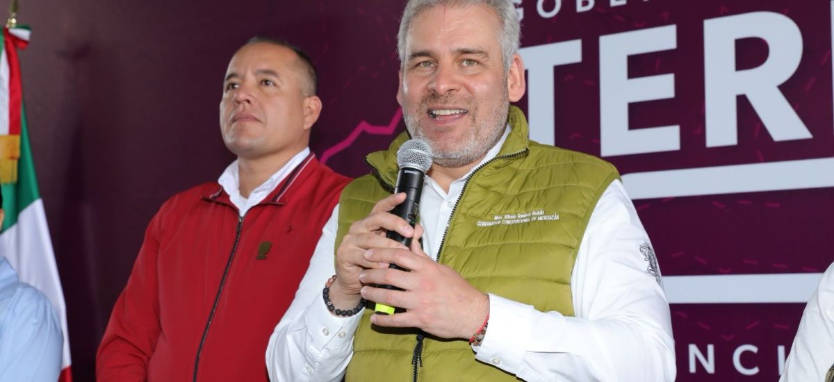 Luciernaga noticias | Bedolla acerca el go...