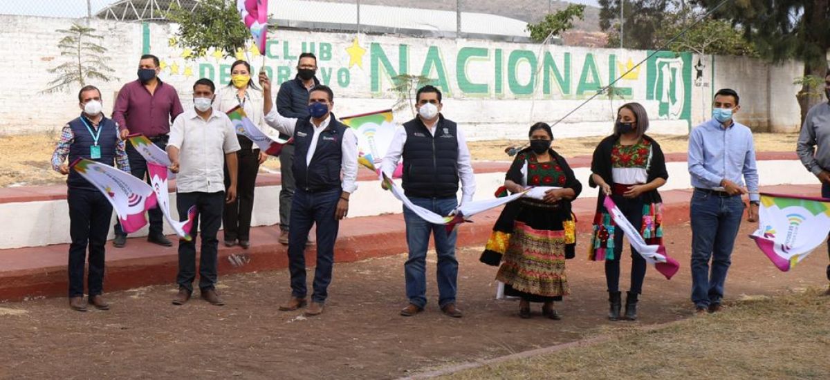 Arranca Silvano obras en beneficio de 10...