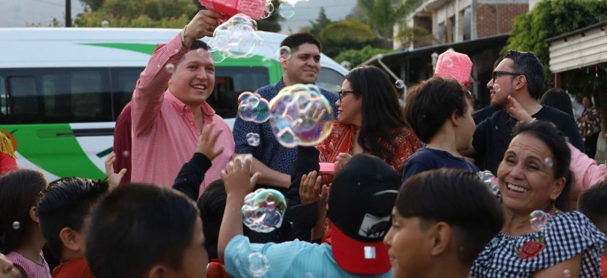 Luciernaga noticias | Acompaña Vicente Góm...