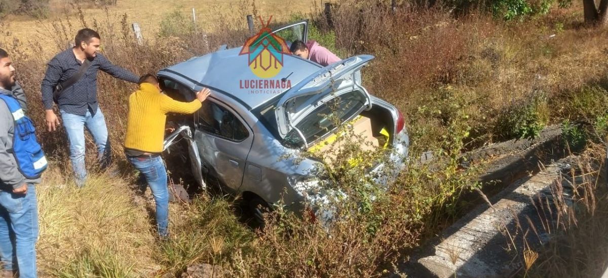 2 muertos y un lesionado en carambola...