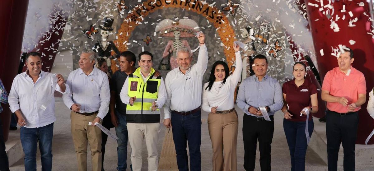 Luciernaga noticias | Bedolla inaugura Pas...