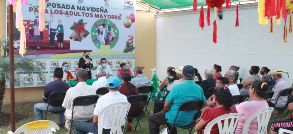 Realizan Posada Navideña en la Estancia del...