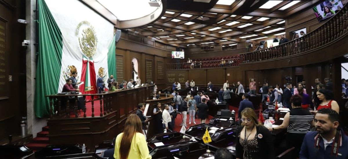 Luciernaga noticias | Ningún menor de edad...