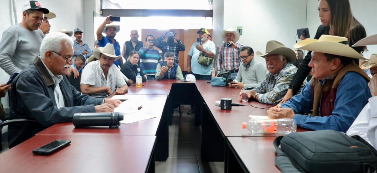 Luciernaga noticias | Sader y ganaderos ac...