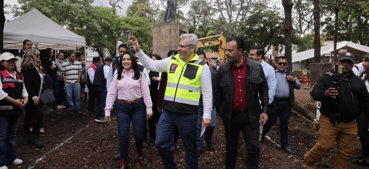 Luciernaga noticias | Obra en plaza Gertru...