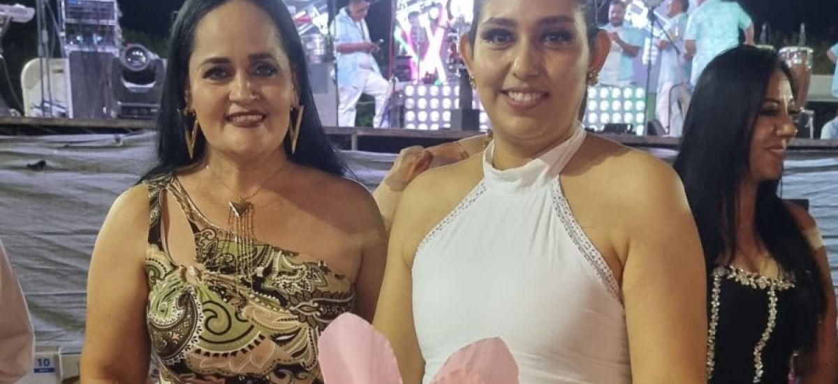 Luciernaga noticias | Espectacular celebra...
