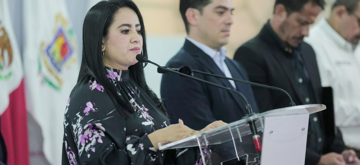 Luciernaga noticias | Gladyz Butanda prese...