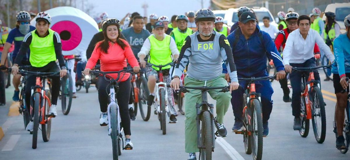 Luciernaga noticias | Bedolla estrena con...