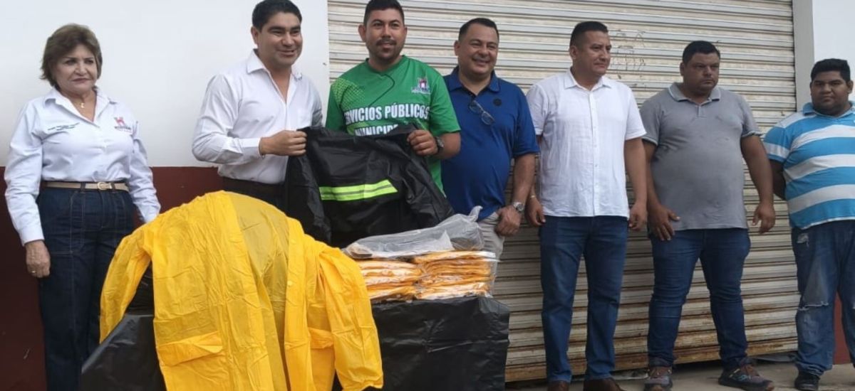 Luciernaga noticias | Pablo Varona entrega...