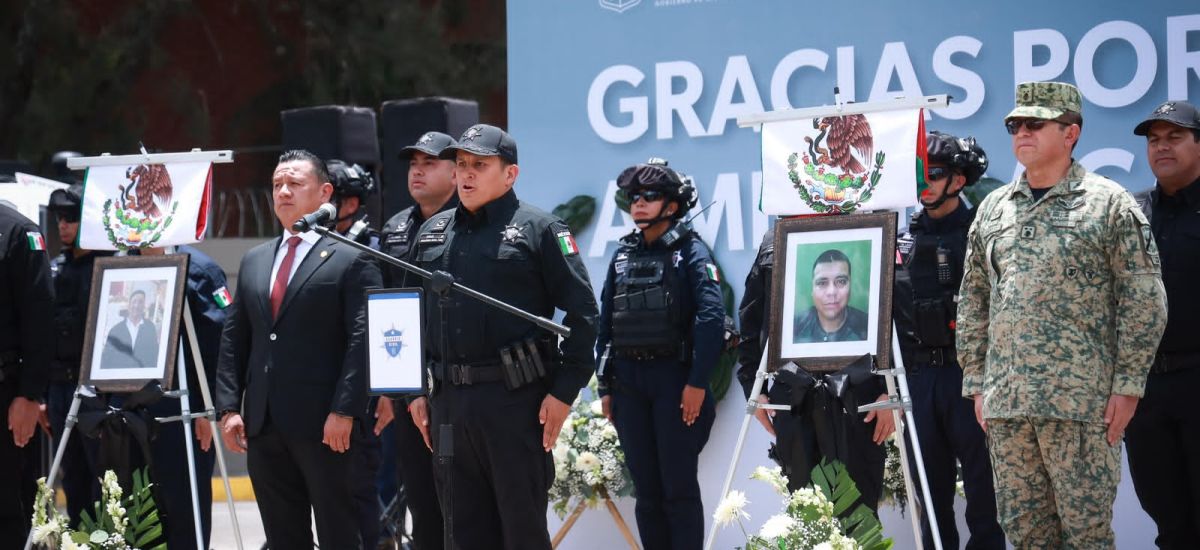 Luciernaga noticias | SSP rinde homenaje p...