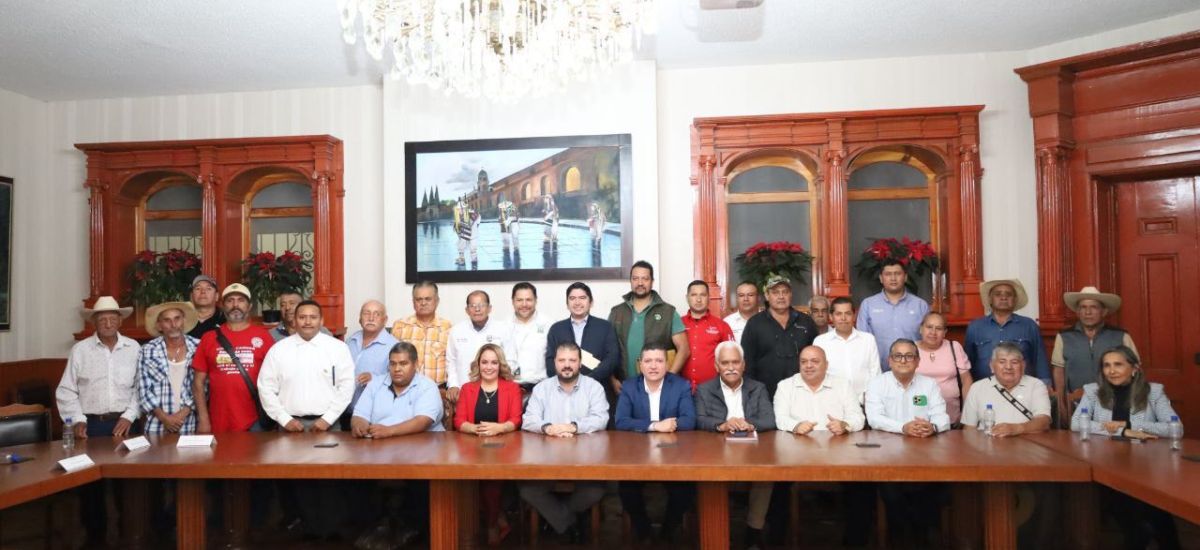 Luciernaga noticias | Acompaña Vicente Góm...