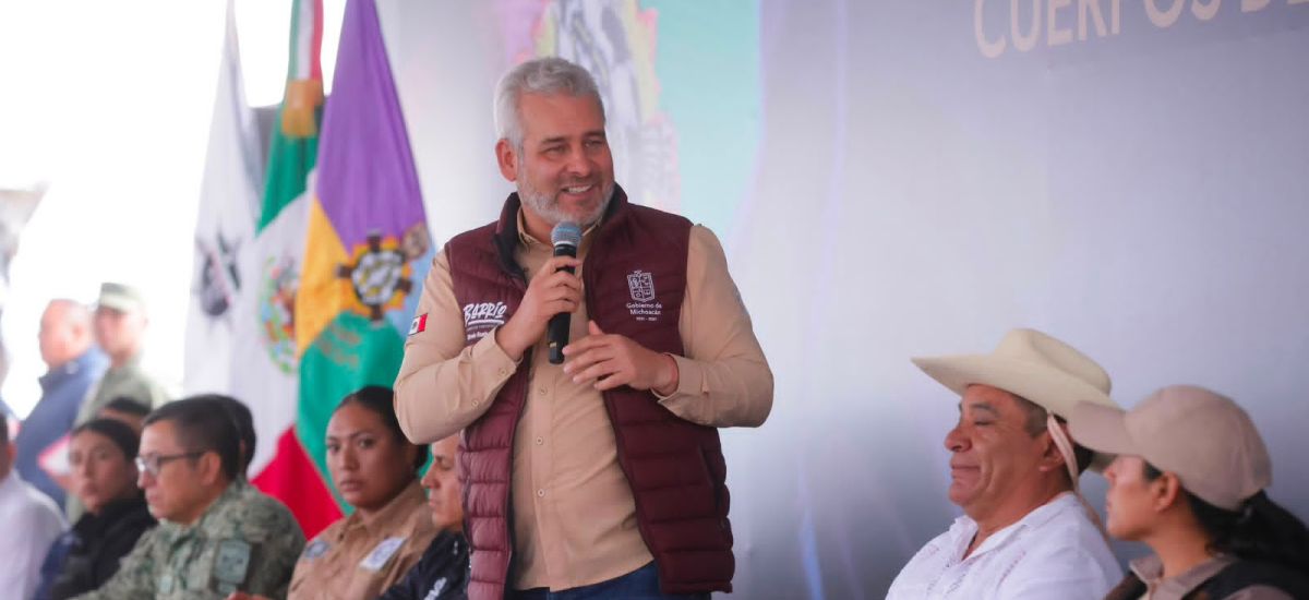Luciernaga noticias | Bedolla reconoce a K...