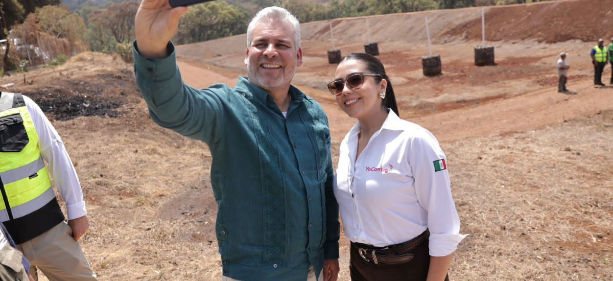 Luciernaga noticias | Inaugura Bedolla cen...