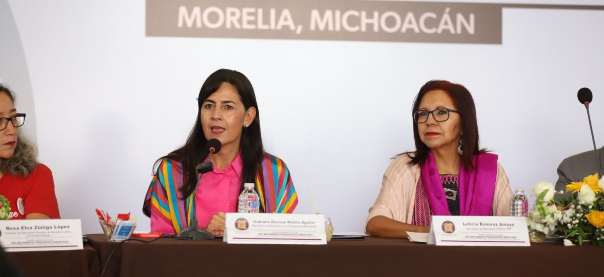 Dialogan docentes en Michoacán por la educación...